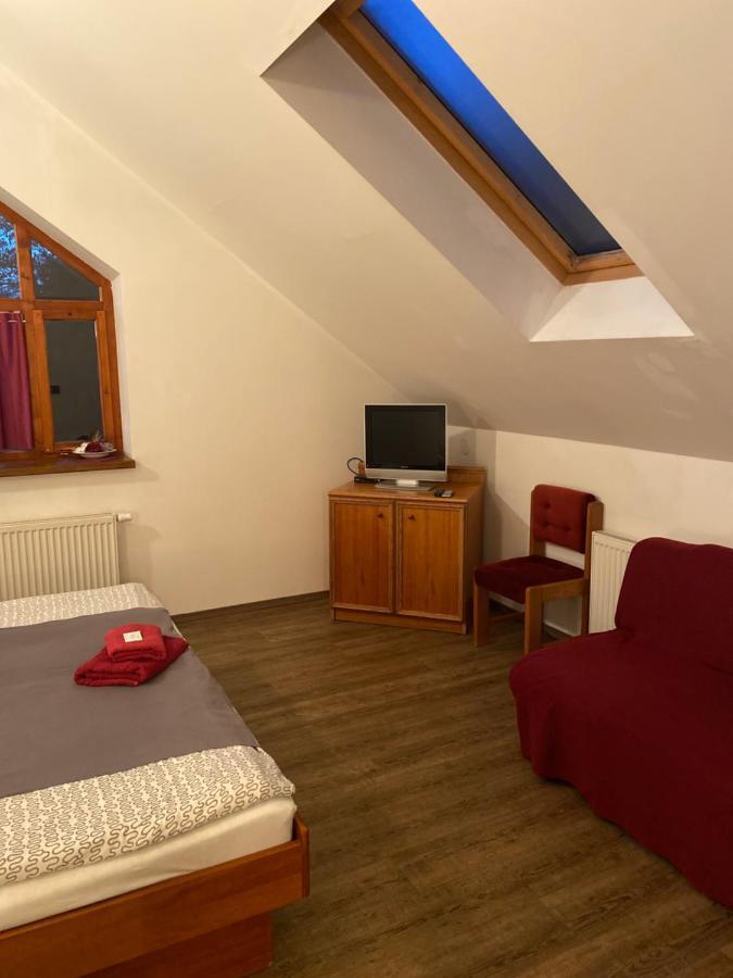 Restaurace U Vlkove Hotel Kamenice Kültér fotó